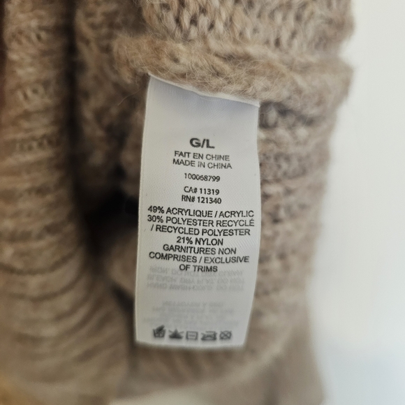 Dynamite Cozy Sweater - Picture 4 of 5